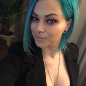 Meet your Posher, Britt